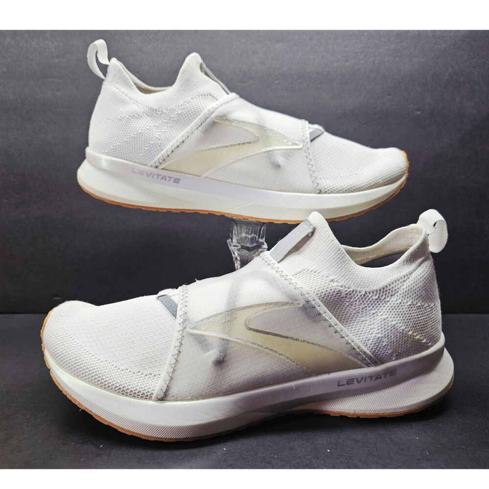 Brooks Women 8.5 Comfy footwear